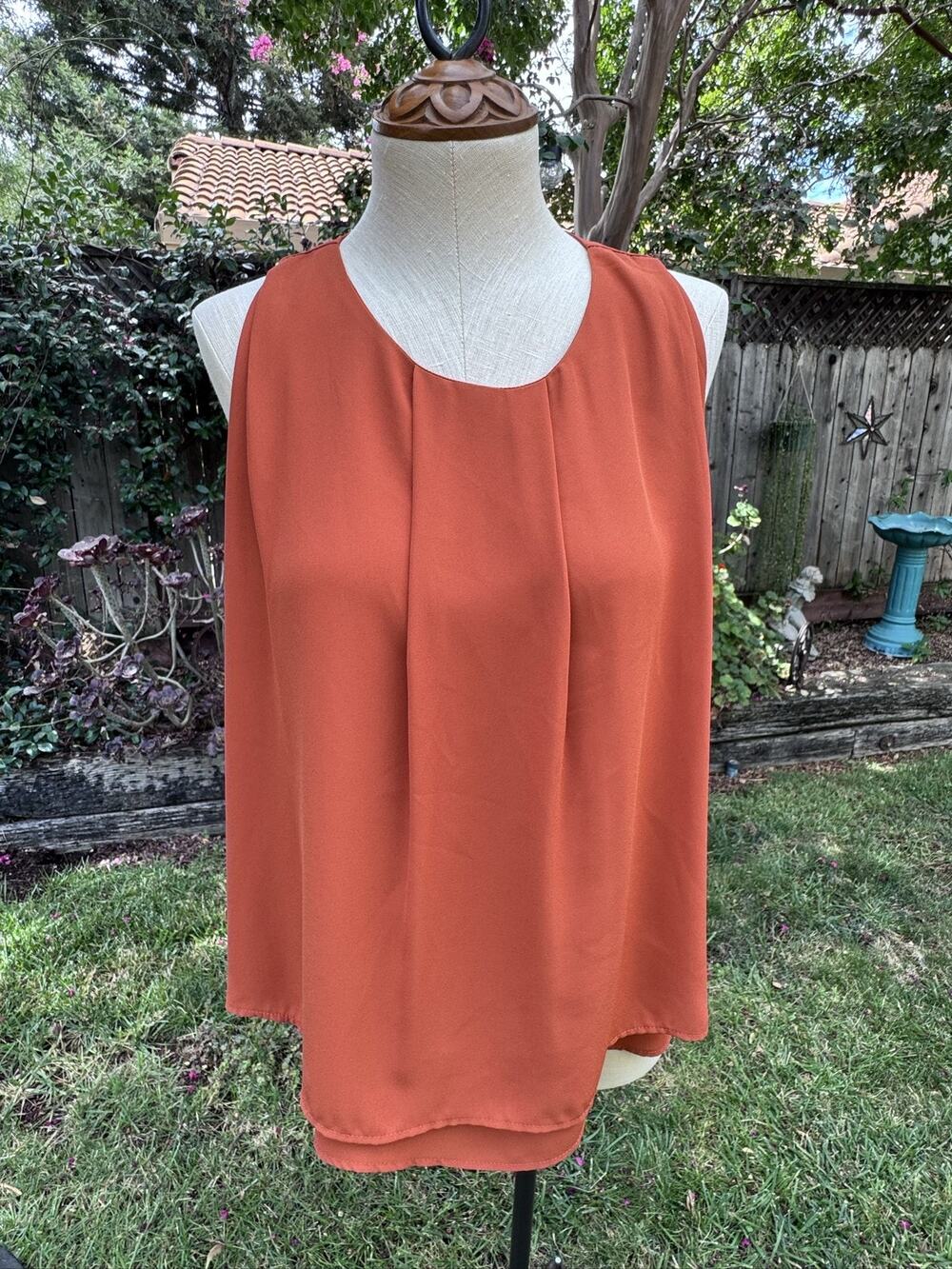 Elodie Sleeveless Pleated Tank Blouse Top Rust Orange Women's Size Medium